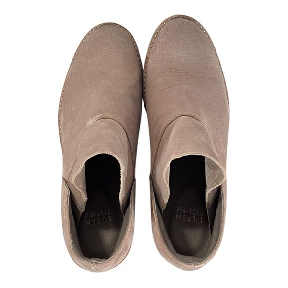 Eileen Fisher | Leather Leaf Bootie in Barley 5.5 - Picture 6 of 10